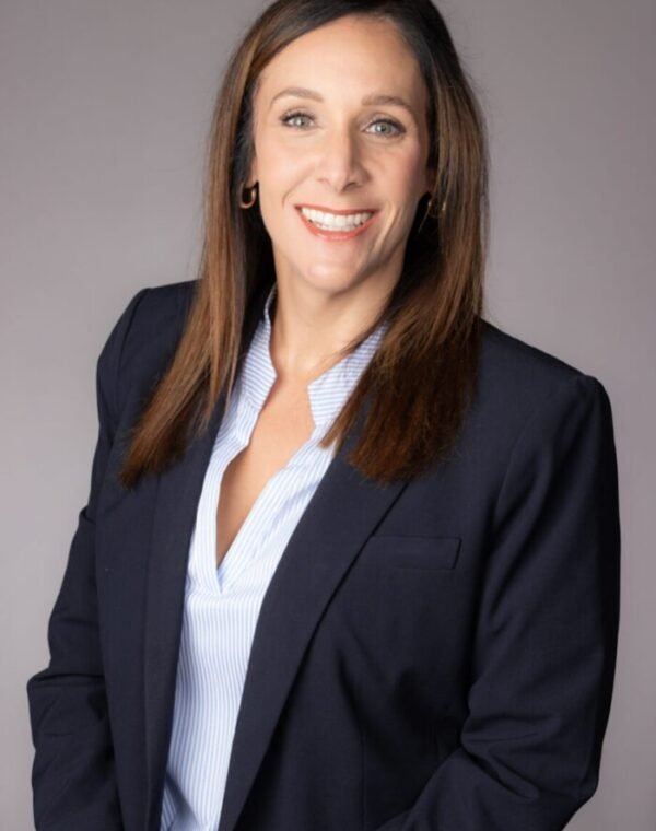 Dr. Monteigne Long